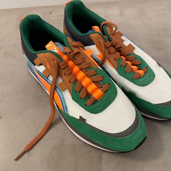 Minecraft x Puma City Rider Sneakers 11 - Picture 6 of 7